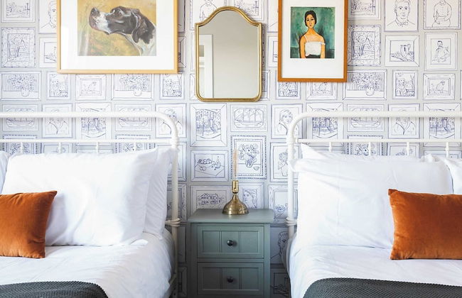 Shelton & Urban by Avantstay Sleeps 20! 2 Unit Buyout! Spacious Design - Photo 14