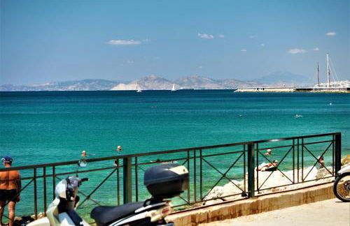 Zefyros Super Cool Apartments next to Alimos Riviera - Foto 23