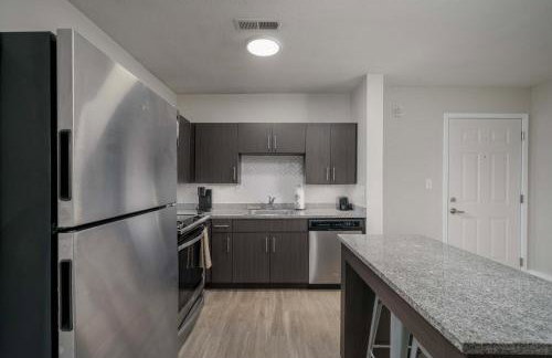 5th Quarter at Watercress- 0 9 Miles to UA- 2 BR 2 BA- Riverfront - Foto 11