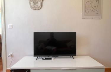 Two Bedroom Apartment in Málaga Center with Views - Photo 35