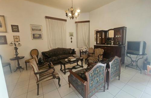 Iselia House - Photo 48