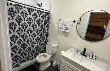 Spacious 3 bedroom 2 bath home in Downtown - Foto 56