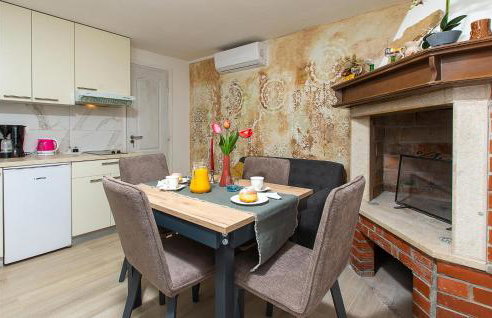 Awesome Home In Nedescina With Wifi - Foto 22