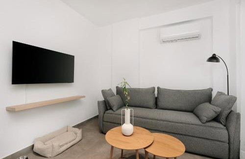 Kyan Executive Suites - Photo 22