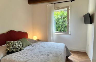 Fascino in Centro with private parking and 2 bedrooms & 2 bathrooms - Photo 5