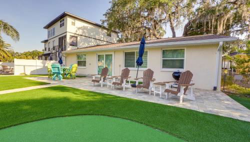 Riverfront Home with Putting Green and Boat Dock! - Foto 2