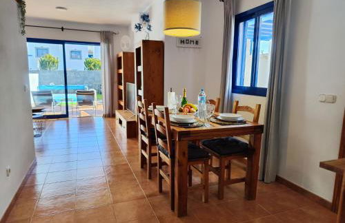 Villa Valperal, piscina climatizada aire acondicionado posición estratégica!! - Photo 21