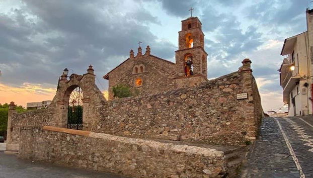 Touring the main churches of Taxco