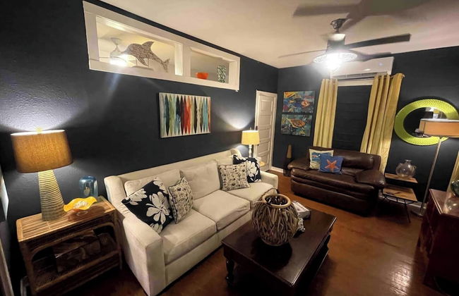 Charming Coastal Retreat - Foto 18