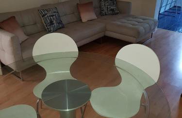 Hendon Home - Photo 8