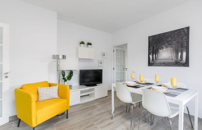 Santa Cruz Downtown Apartment, Luminosidad, Confort y Estilo - Foto 16