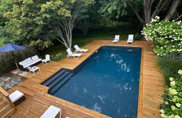 Classic Southampton Home: 5BR, Pool,Jacuzzi, Cooper's Beach - Foto 12