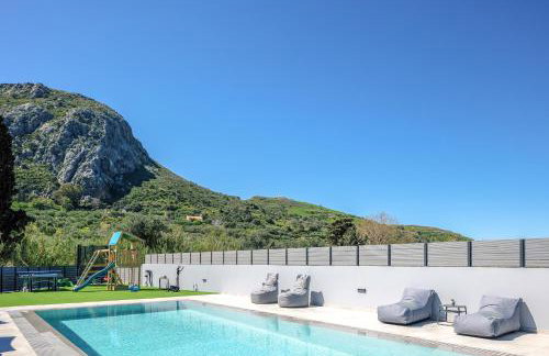 Del Sur Luxury Villa, Heated Pool & Utter Privacy, By ThinkVilla - Foto 8