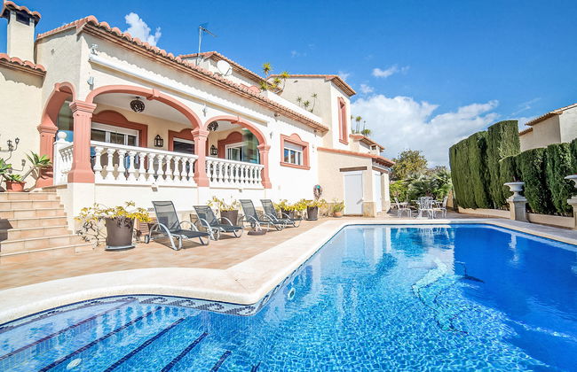 Villa Albert - Foto 1