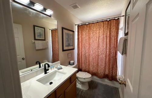 7 Bedroom, 6 bath and pool near Disney in Emerald Island 4 King Master Suites - Foto 39