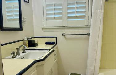 Historic, Family-Friendly Home in Downtown - Photo 6