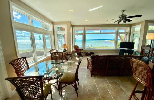 Private Beach Pool Table HUGE views gas grill - Foto 10