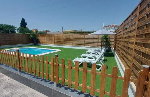 Chalet en el Aljarafe a 15 min de Sevilla - Foto 1