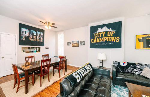 Pittsburgh's Sports Suite- FREE driveway Parking - Foto 18