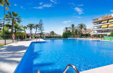 Iron House - Penthouse with Bathtub in Golden Mile & Roman Bridge - Foto 76