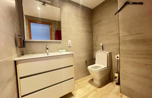 Apartamento Frente al Canal con Terraza y Vistas al Mar - Foto 34