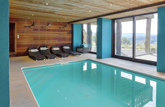 Luxurious Holiday Home in Stoumont With Pool & Bar - Foto 18