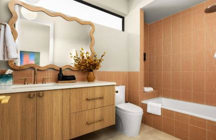 Eastside Family Luxury Retreat with Pool near Downtown - Foto 20