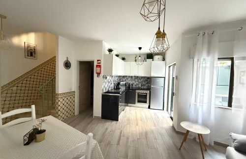 Casa Algarvia Portimão Townhouse Patio & Rooftop - Foto 13