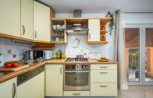 Amazing Home In Marcana - Foto 28