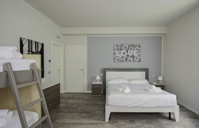 Villa Caterina 4 - 1 Bedroom Bunk bed by Wonderful Italy - Photo 53