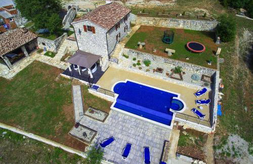 Beautiful stone Villa with private pool near Rabac by WiiBuk - Foto 1