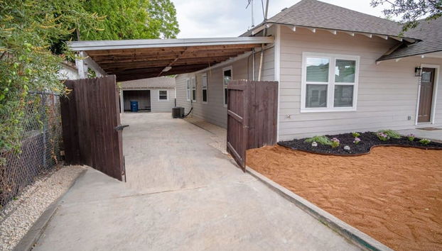 Captivating 4BR 2BA Home Near Awesome Downtown - Foto 4, Habitación