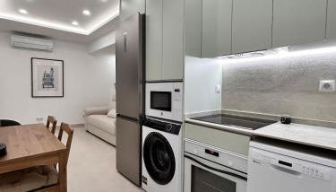 AeroSuites102 Alojamiento Madrid - Photo 2