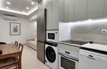 AeroSuites102 Alojamiento Madrid - Photo 2