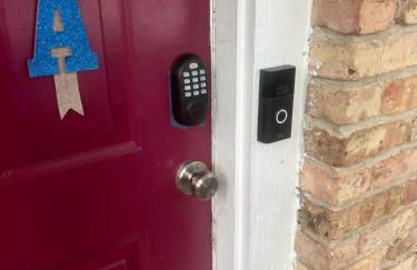 Private Pool & Yard Mins to Dining & University - Foto 66