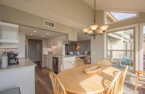 140 Capt John Fripp Villa - Photo 3