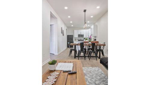 Glorius Amazing 2BR1BA Stay Near Lively Downtown - Foto 4, Other