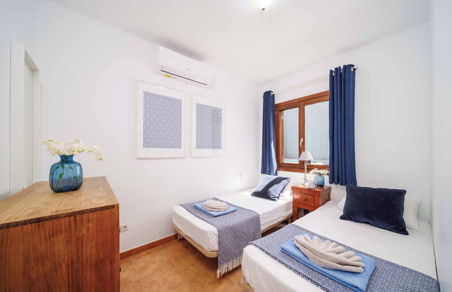 Villa Rioja - Photo 11