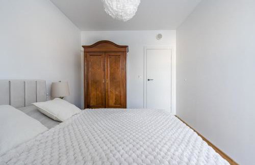 Mirror Garden Apartment - Private Garden, 15 min to Old Town & Beach - Foto 18