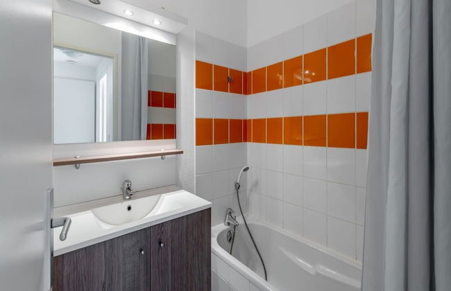 House by Lake Biscarrosse With Terrace - Photo 14