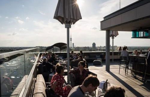 Great View to Allianz Arena & Free Garage Parking - Foto 15