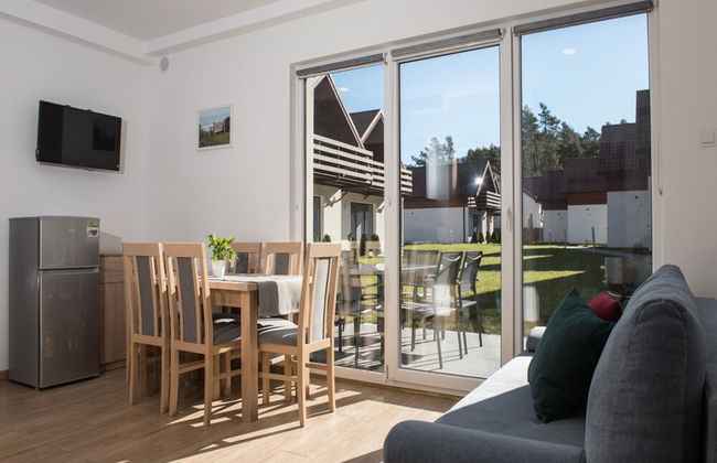 Spacious 3-room Apartment, Summer Pool - Photo 7