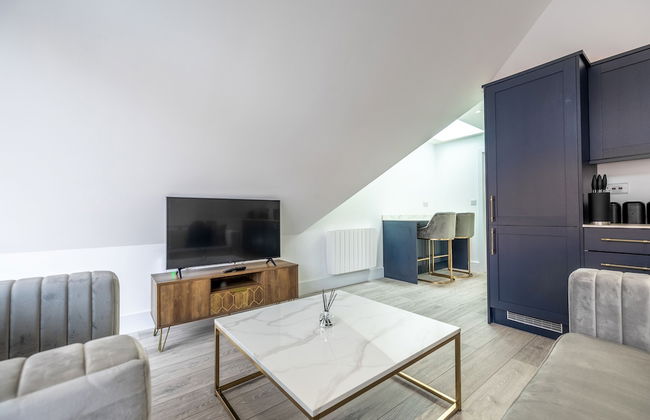 Impeccable 2-bed Apartment in Camberley - Foto 15