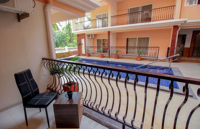 OYO 9792 Home 2BHK Poolside Siolim - Photo 20
