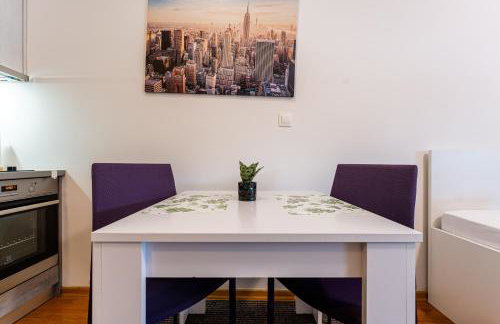 Zagreb 113 - Bedroom - New - Apartment - Parking - Flexible Keybox Entry - Modern - Monthly Rent - WiFi - Foto 6