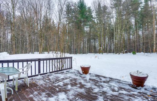 7 Mi to Mt Snow Resort Family Home with Fire Pit! - Foto 25