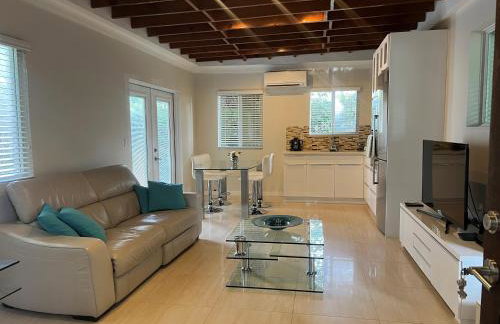 LUXURY Guayabita's House - Photo 7