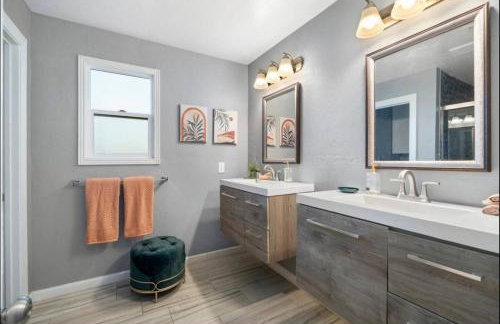 5BR with Pool & Backyard ParadiseSleeps 10 Guests - Foto 30