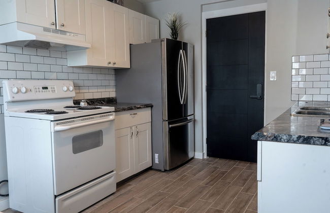 One Bedroom Condo Near Whyte Ave - Photo 11