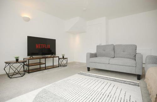 3 Bed House with parking near HPC pickup - Foto 1